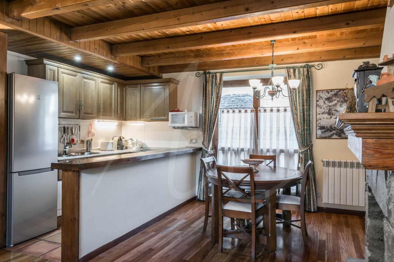 Casa Marimanha By Seamount Rentals Salardú Eksteriør billede