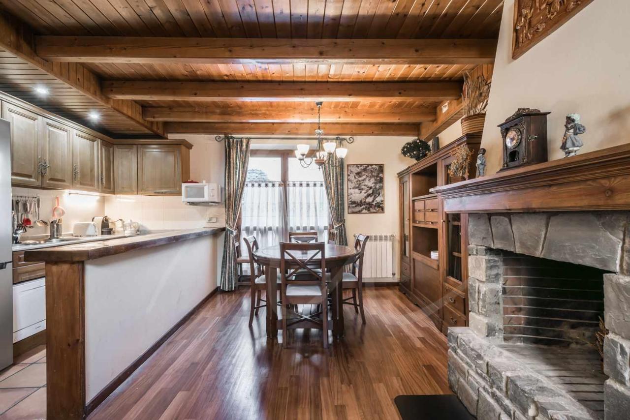 Casa Marimanha By Seamount Rentals Salardú Eksteriør billede